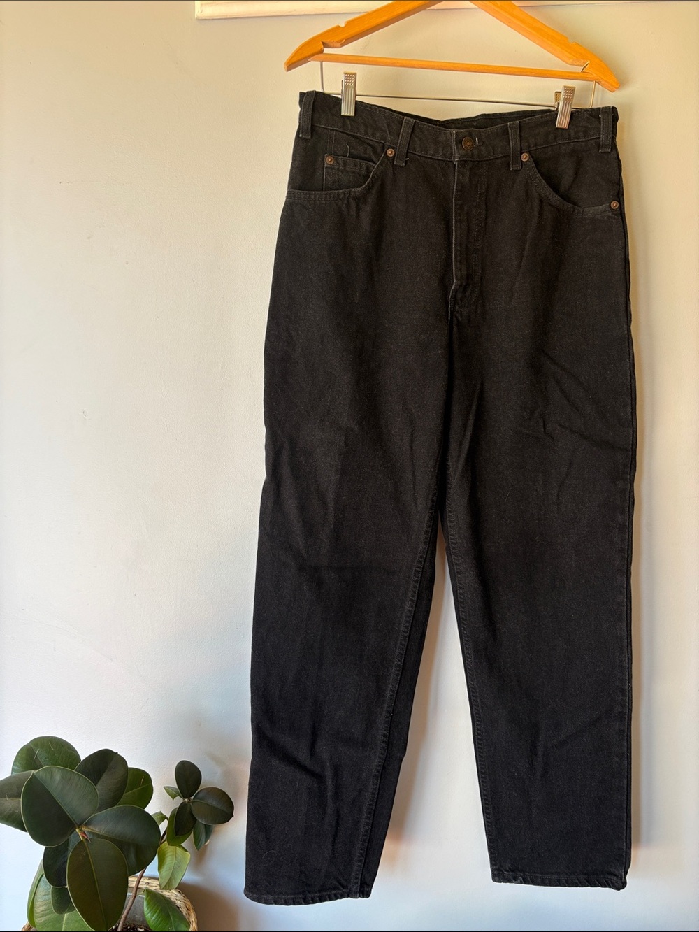 Vintage Levi’s Orange Tab Black Straight Leg Jeans High Rise Relaxed 33x32 634